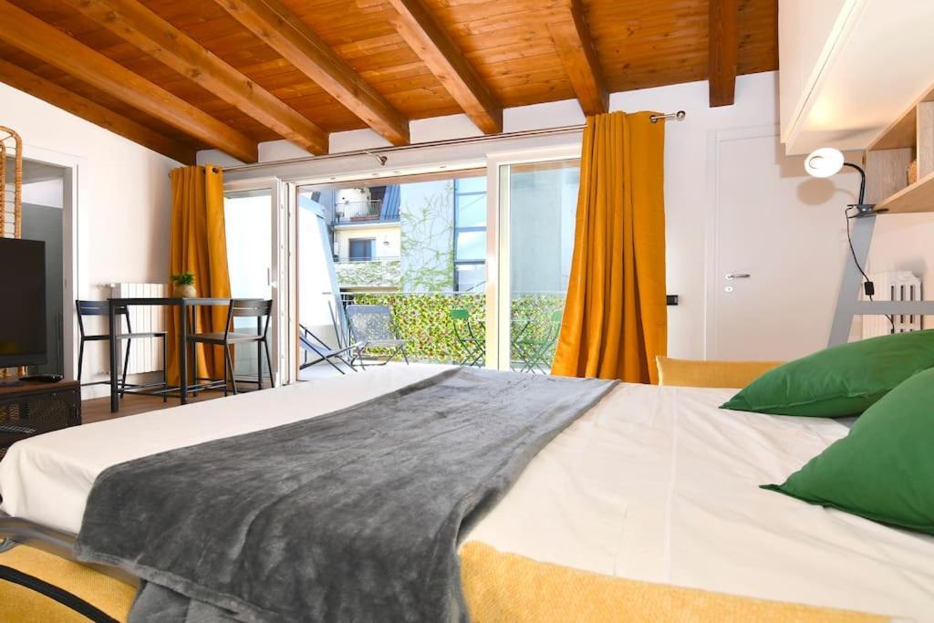Bocconi Fond Prada Ieo Spettacolare Attico Con Terrazzo Apartment Milan Bagian luar foto