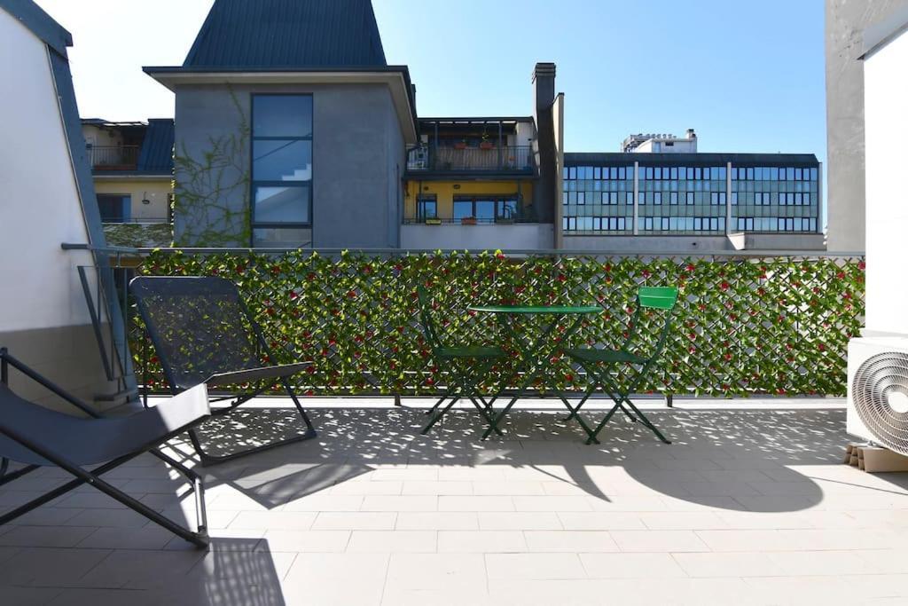 Bocconi Fond Prada Ieo Spettacolare Attico Con Terrazzo Apartment Milan Bagian luar foto