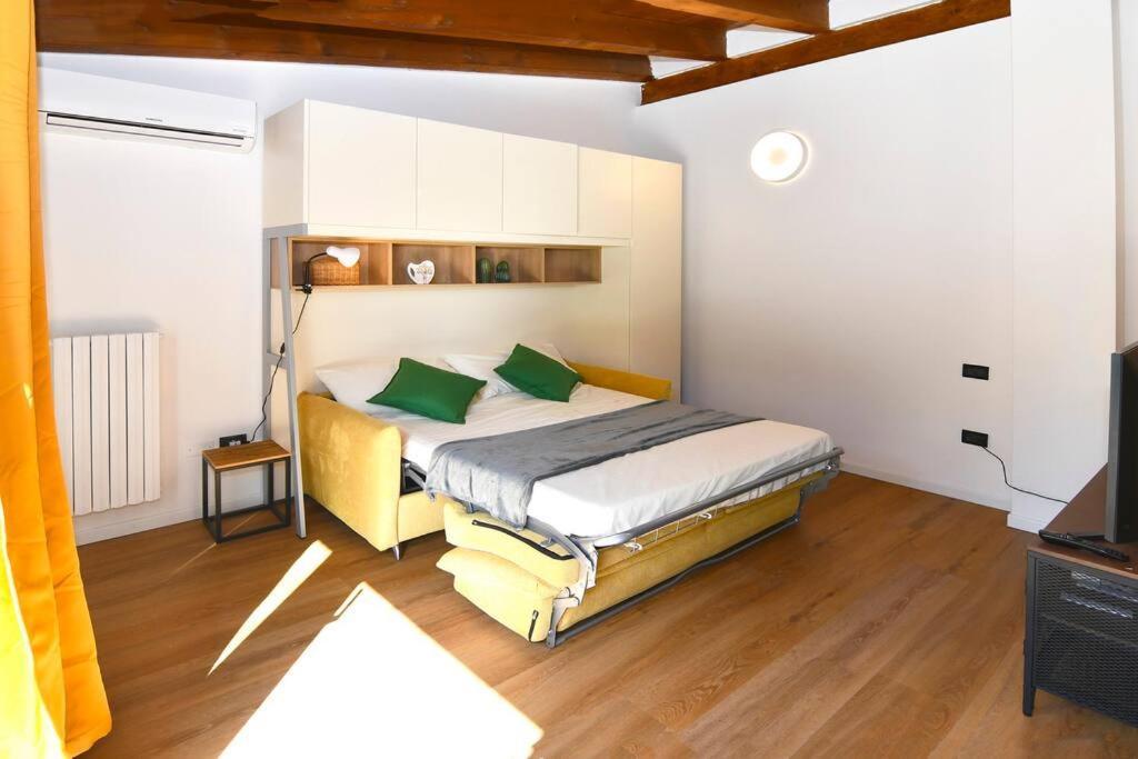 Bocconi Fond Prada Ieo Spettacolare Attico Con Terrazzo Apartment Milan Bagian luar foto